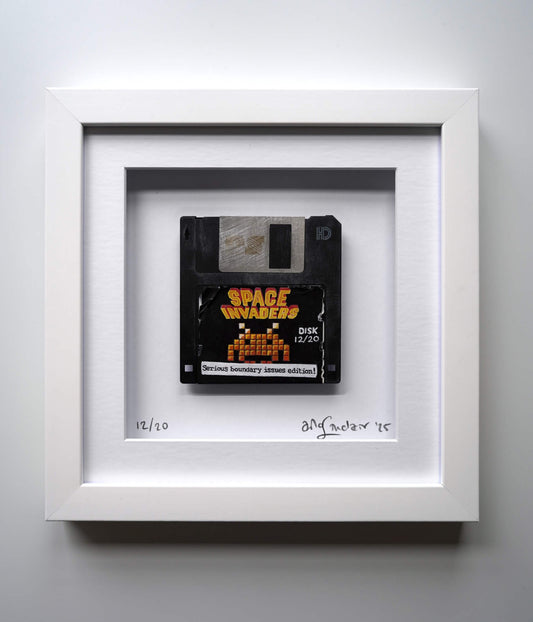 Space Invaders: Boundaries - 3.5” Black